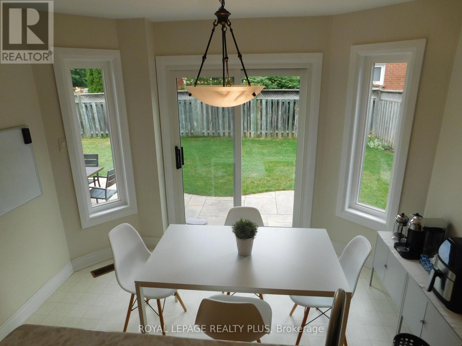 3424 Nutcracker Drive, Mississauga, Ontario  L5N 6E6 - Photo 17 - W12462531