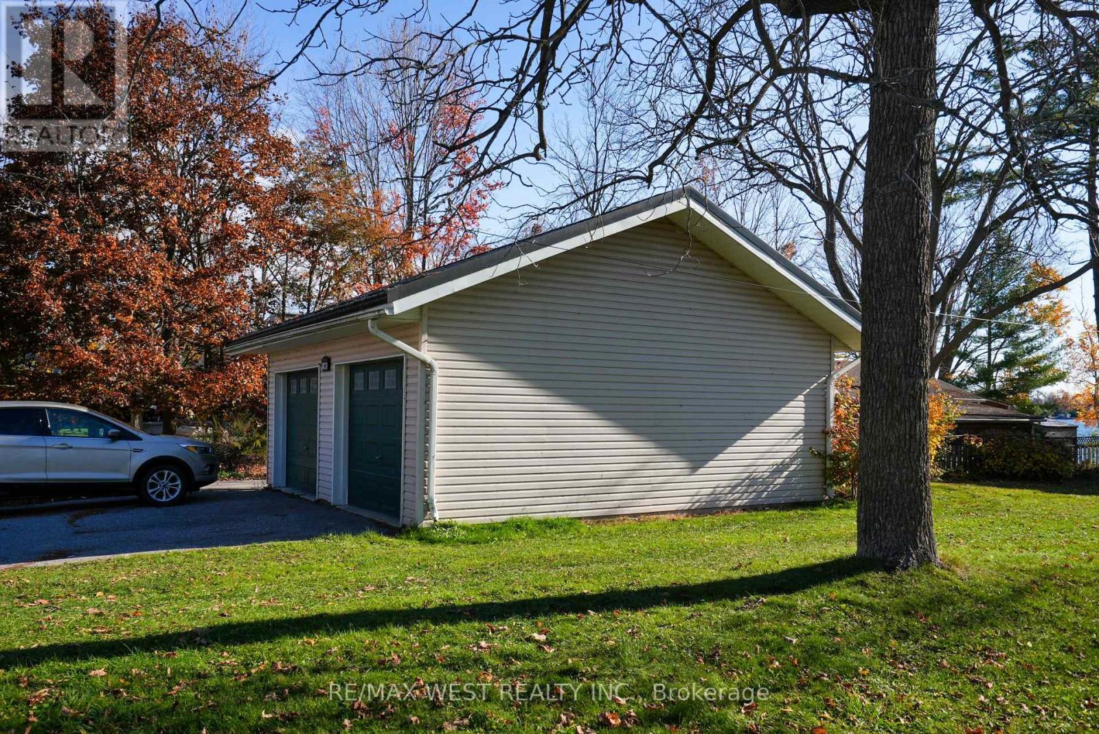 19 Olive Crescent, Orillia, Ontario  L3V 1E9 - Photo 13 - S12505084