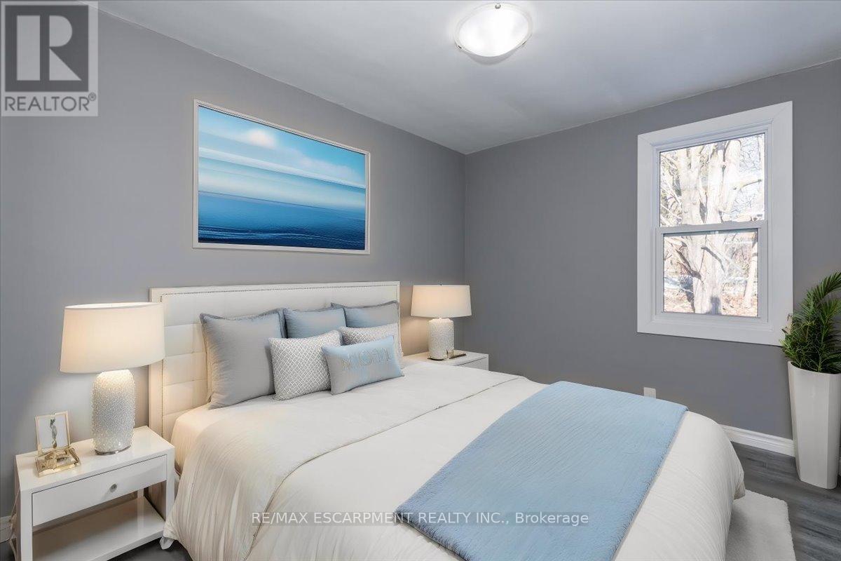 Main - 210 Owen Street, Barrie (Wellington), Ontario  L4M 3J2 - Photo 10 - S12505092