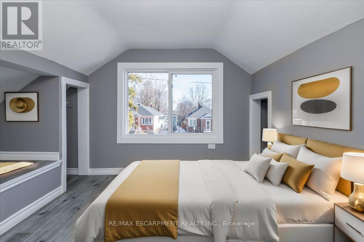 Main - 210 Owen Street, Barrie (Wellington), Ontario  L4M 3J2 - Photo 17 - S12505092