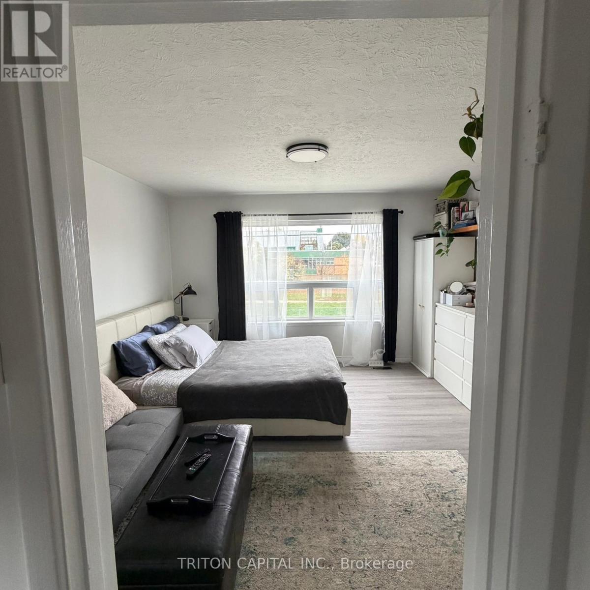 114 Seventh Street, Toronto, Ontario  M8V 3B4 - Photo 6 - W12489502