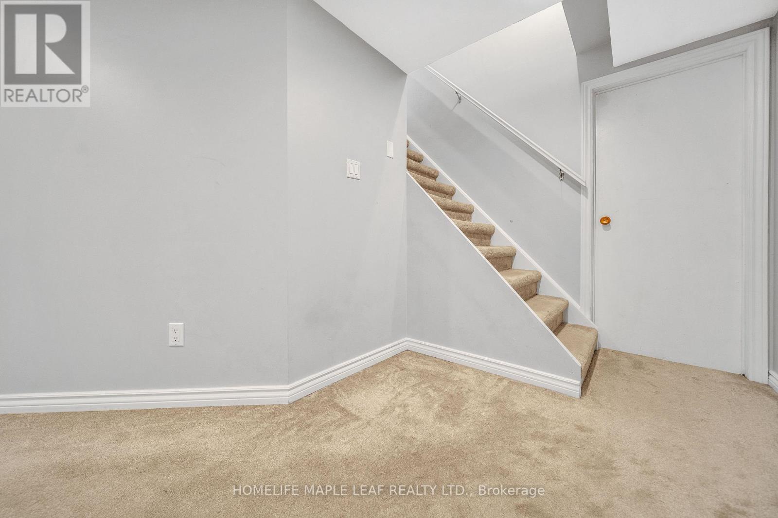 4 Lisa Court, Hamilton, Ontario  L8V 4P9 - Photo 28 - X12443412