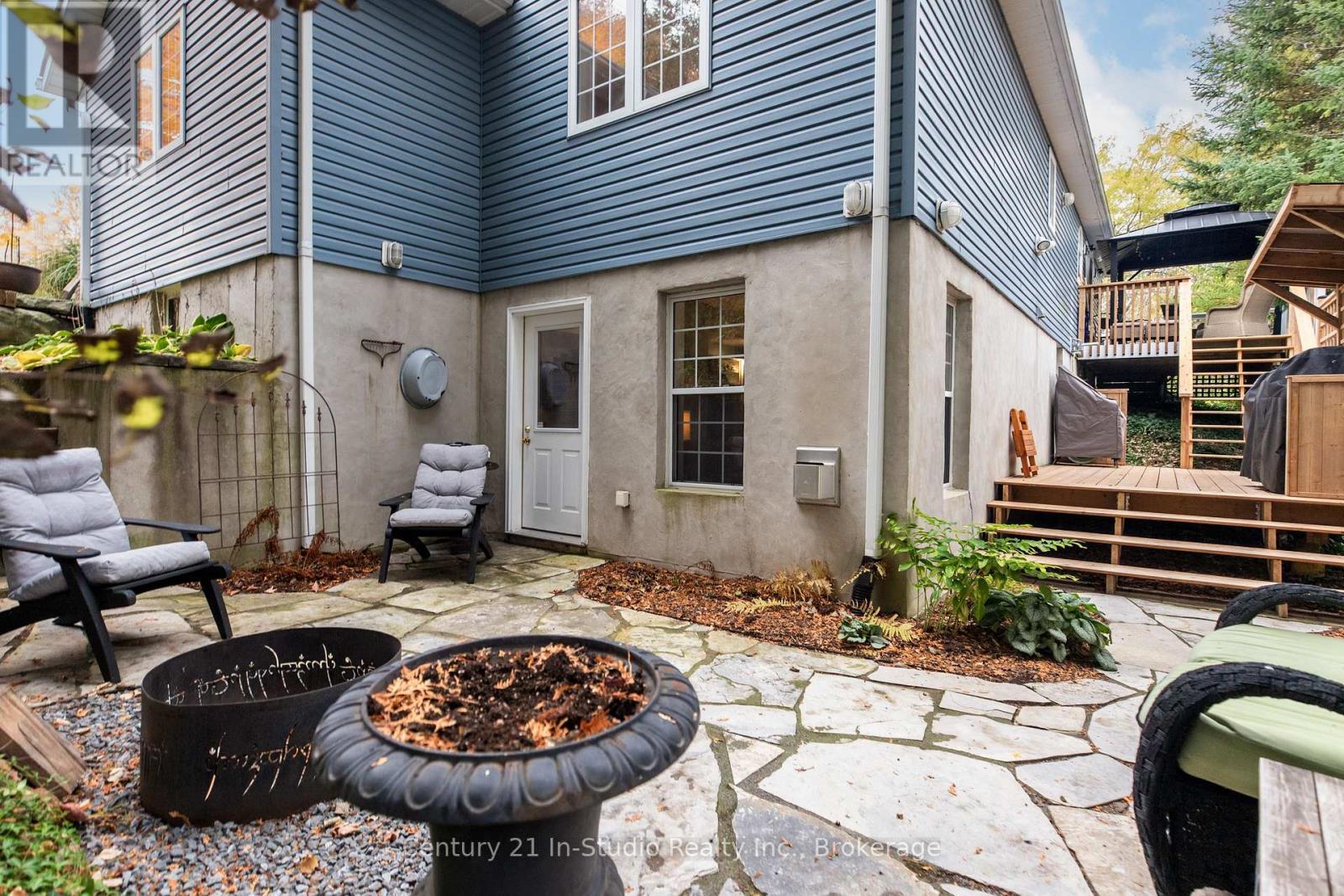 244 Summerhill Road, Saugeen Shores, Ontario  N0H 2L0 - Photo 10 - X12505252