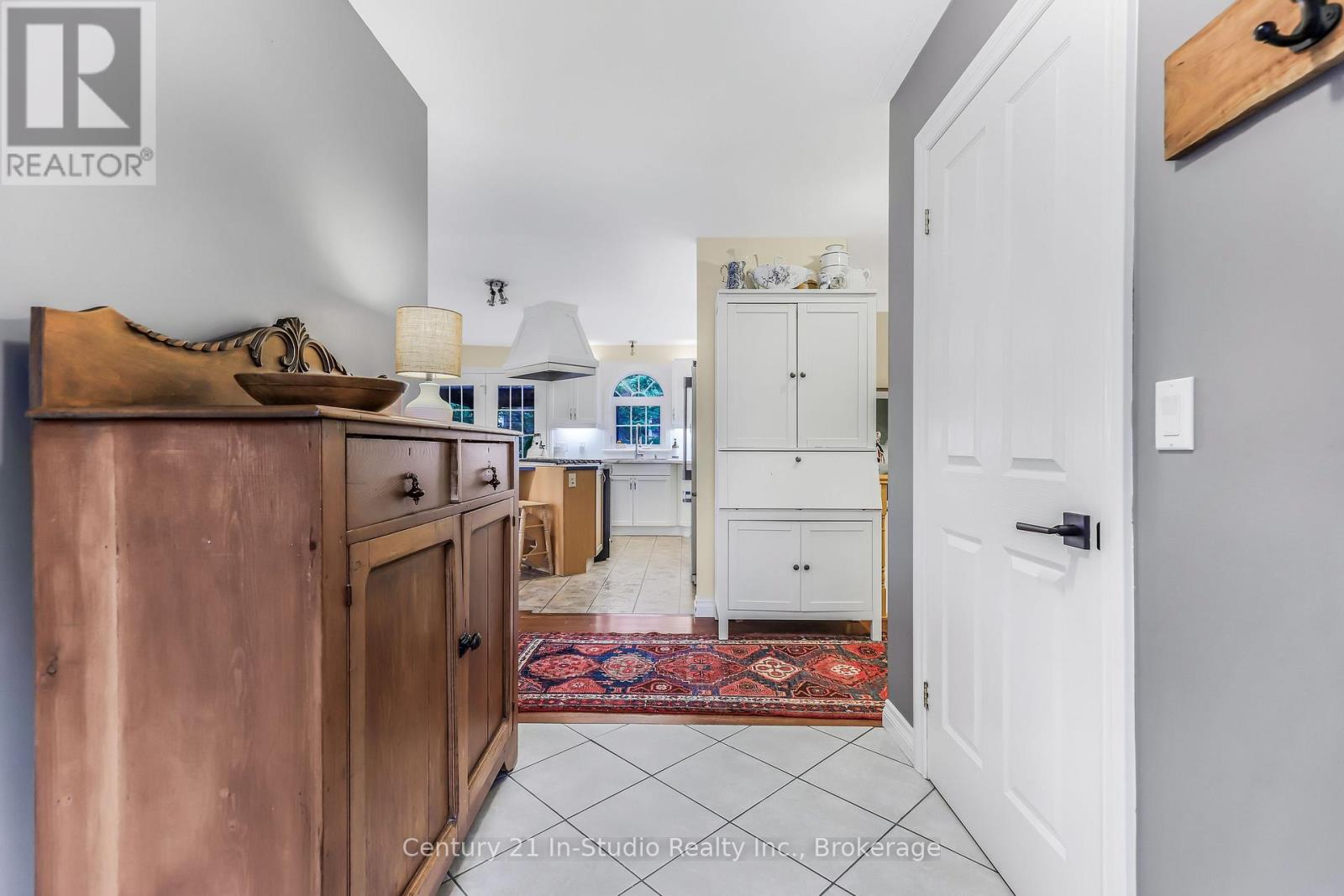 244 Summerhill Road, Saugeen Shores, Ontario  N0H 2L0 - Photo 18 - X12505252