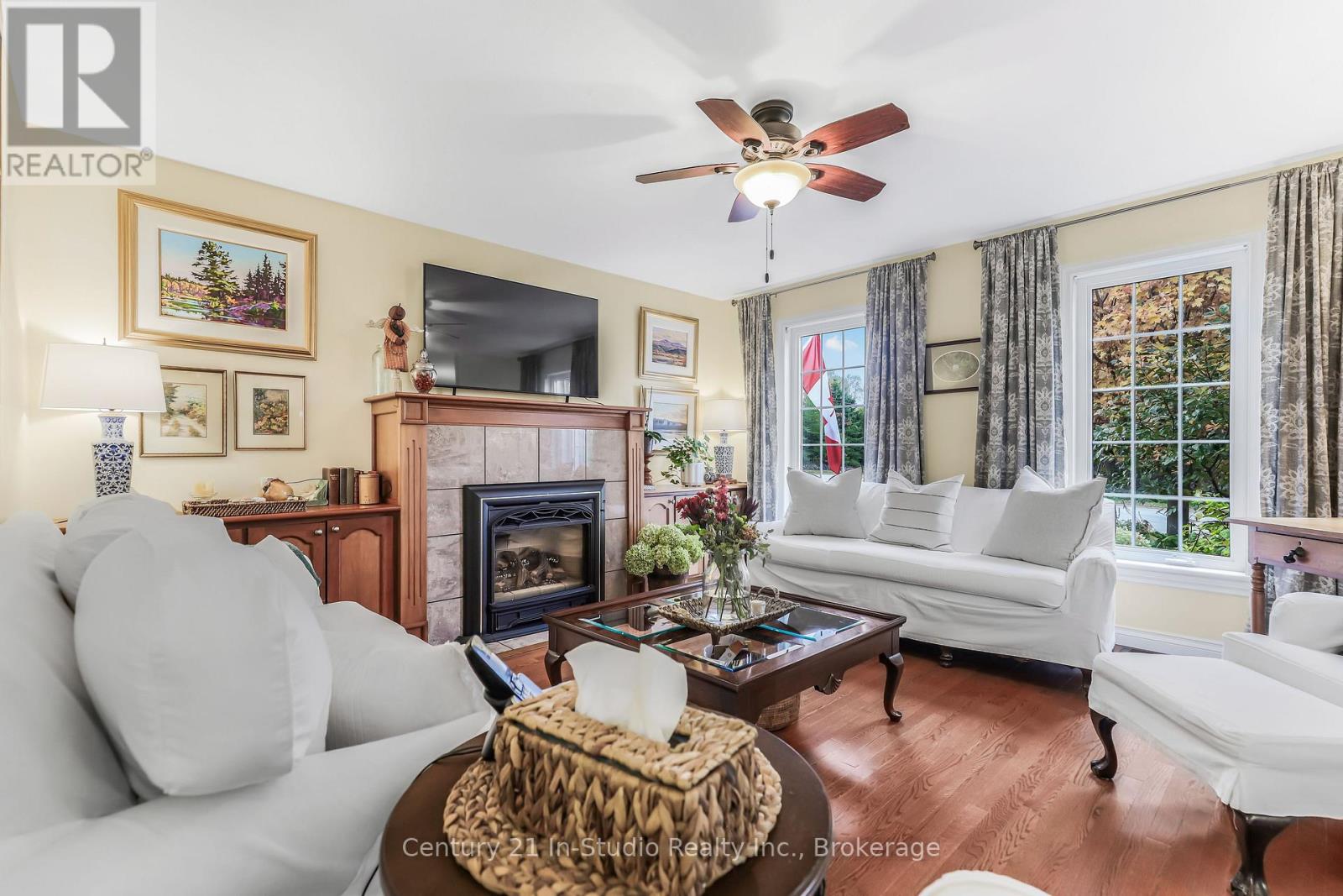 244 Summerhill Road, Saugeen Shores, Ontario  N0H 2L0 - Photo 19 - X12505252