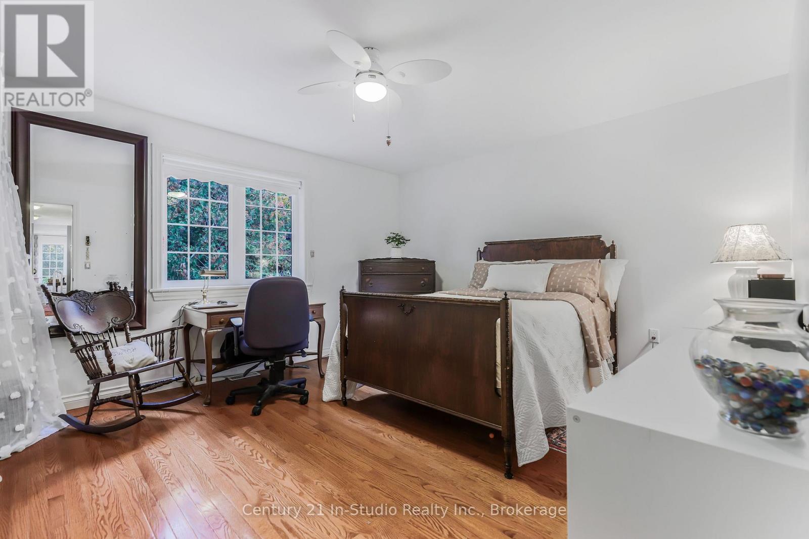 244 Summerhill Road, Saugeen Shores, Ontario  N0H 2L0 - Photo 37 - X12505252