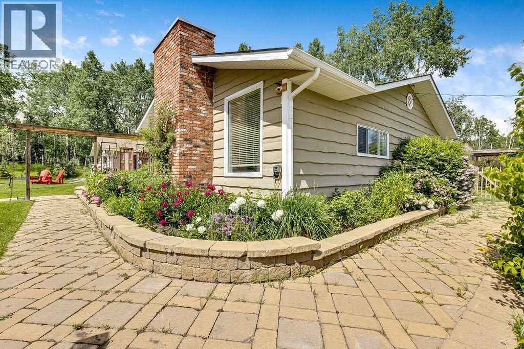 98 Saddle Road, Rural Rocky View County, Alberta  T0L 0K0 - Photo 4 - A2236264