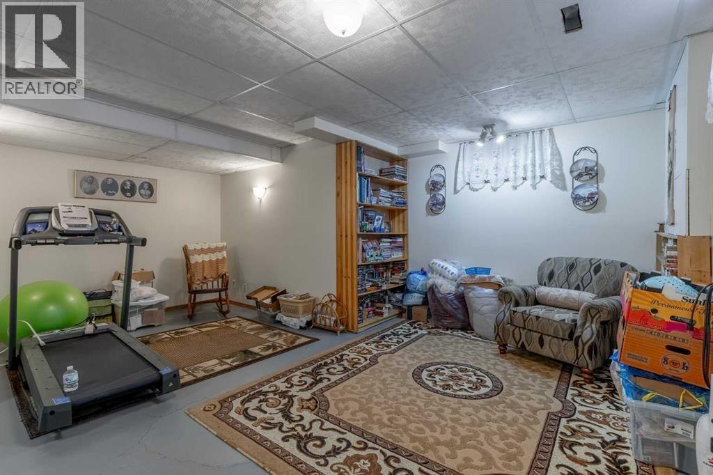 130 45 Avenue W, Claresholm, Alberta  T0L 0T0 - Photo 21 - A2267655