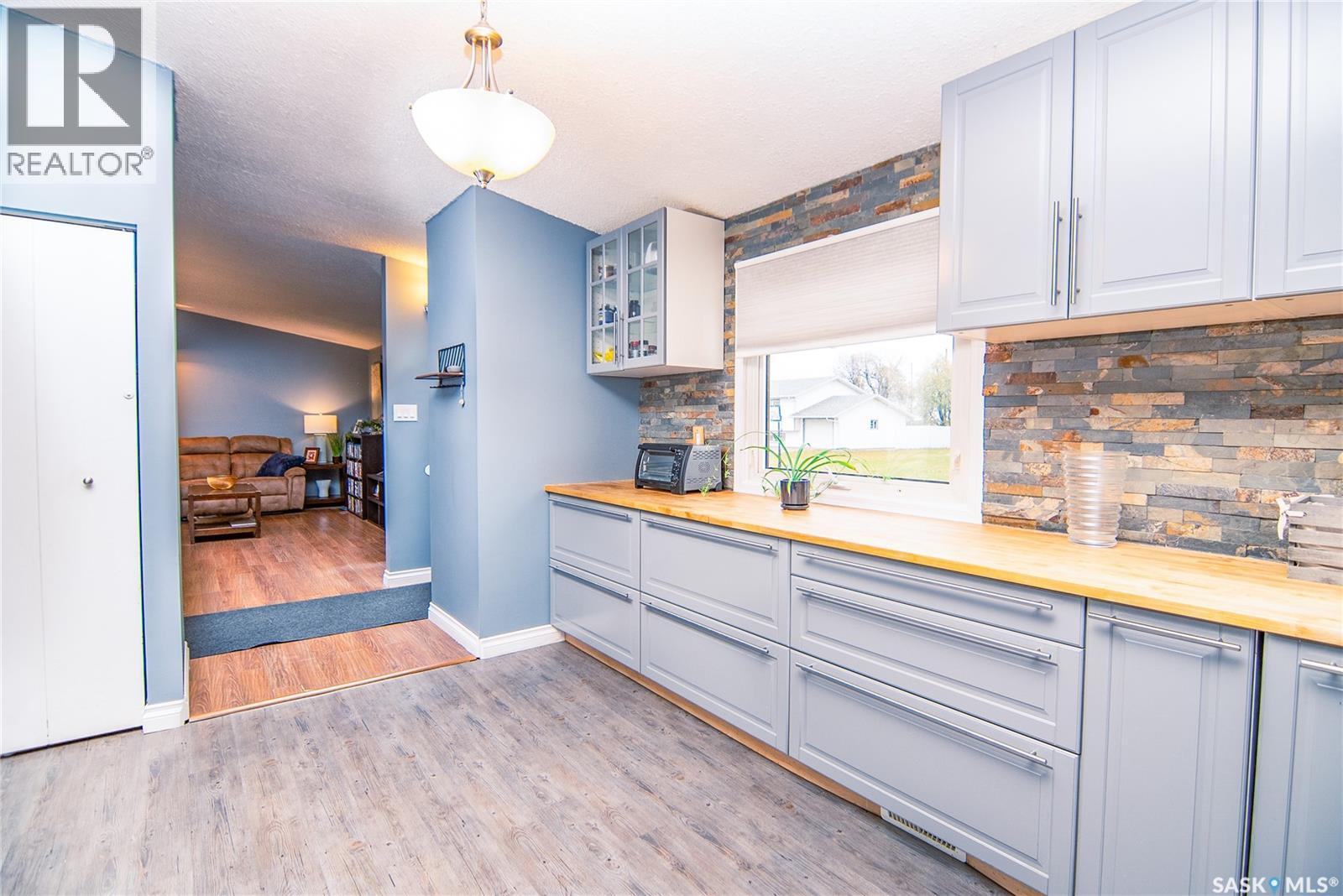 120 Saskatchewan Crescent, Kinistino, Saskatchewan  S0J 1H0 - Photo 8 - SK022198