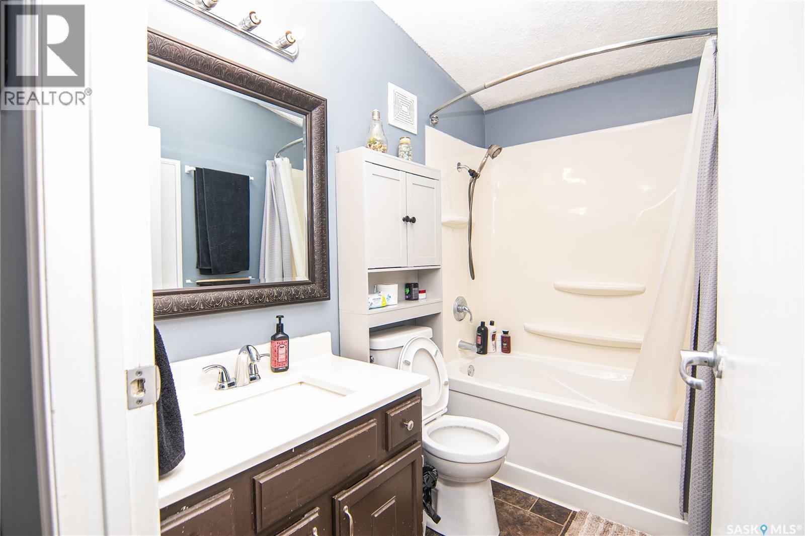 120 Saskatchewan Crescent, Kinistino, Saskatchewan  S0J 1H0 - Photo 13 - SK022198