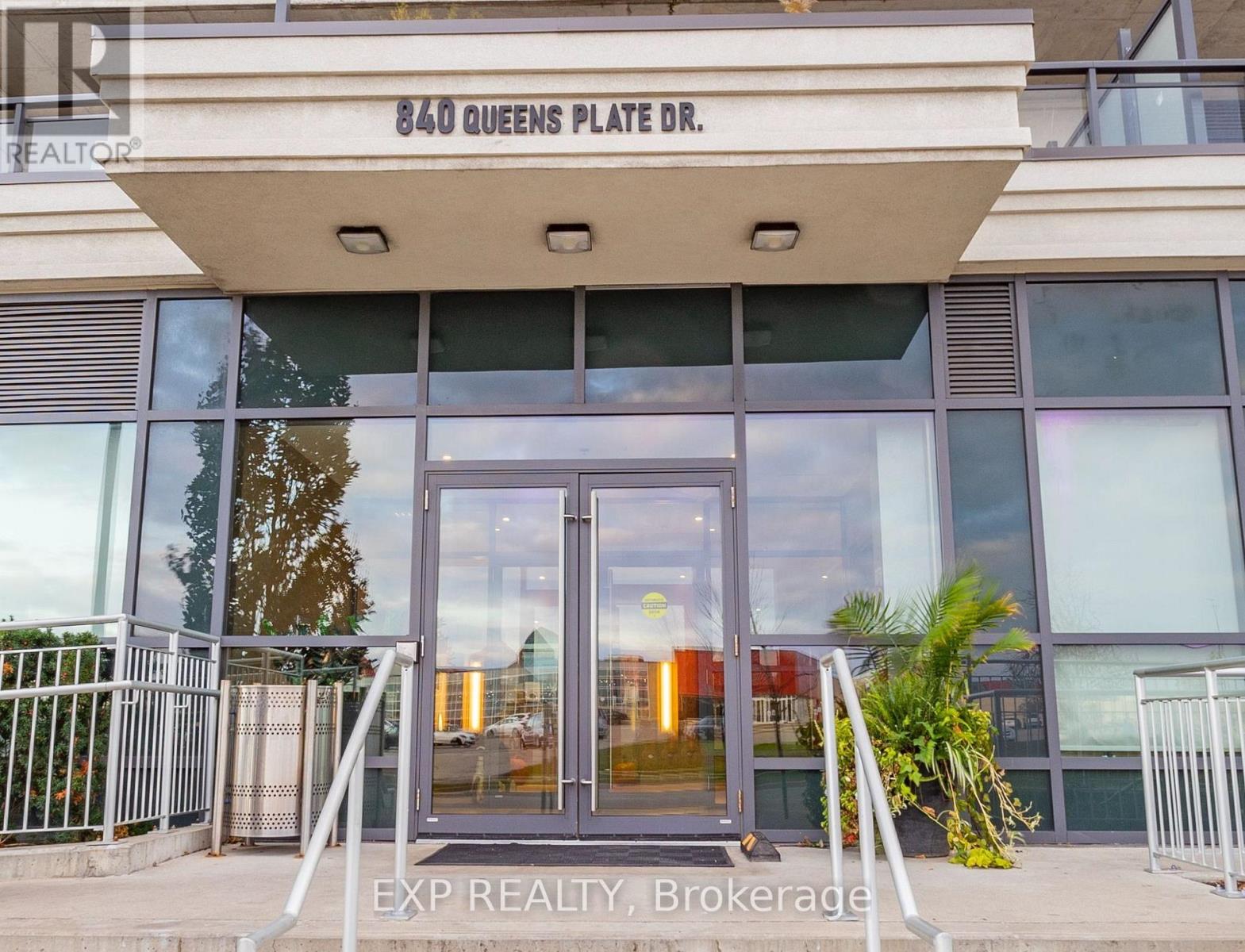 1609 - 840 Queens Plate Drive, Toronto, Ontario  M9W 6Z3 - Photo 2 - W12505002