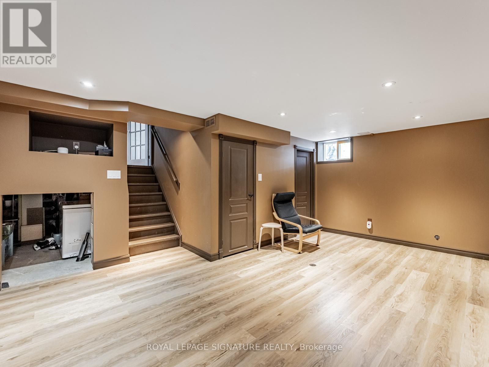 2606 Kinnerton Crescent, Mississauga, Ontario  L5K 2B2 - Photo 36 - W12505020