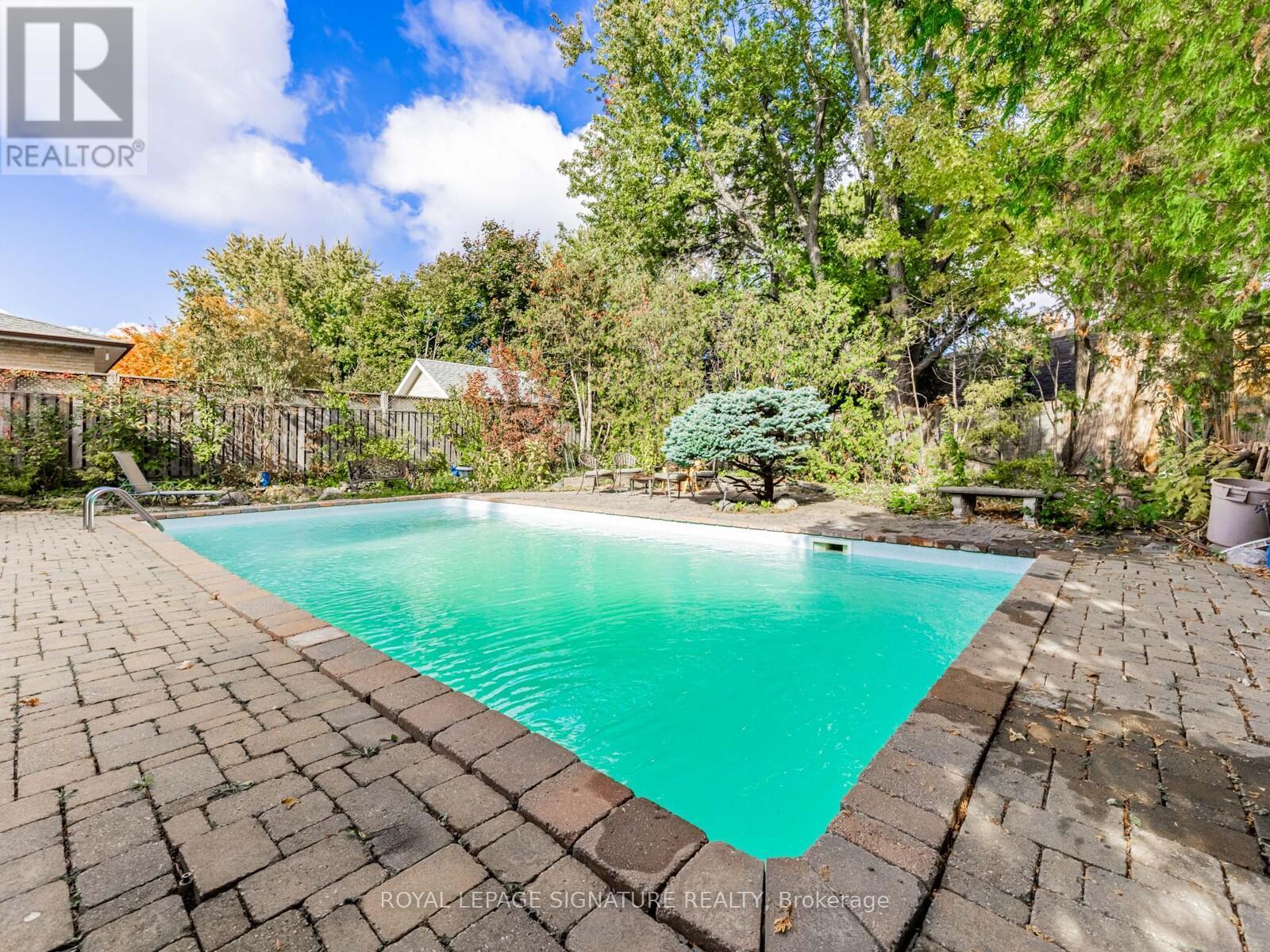 2606 Kinnerton Crescent, Mississauga, Ontario  L5K 2B2 - Photo 43 - W12505020