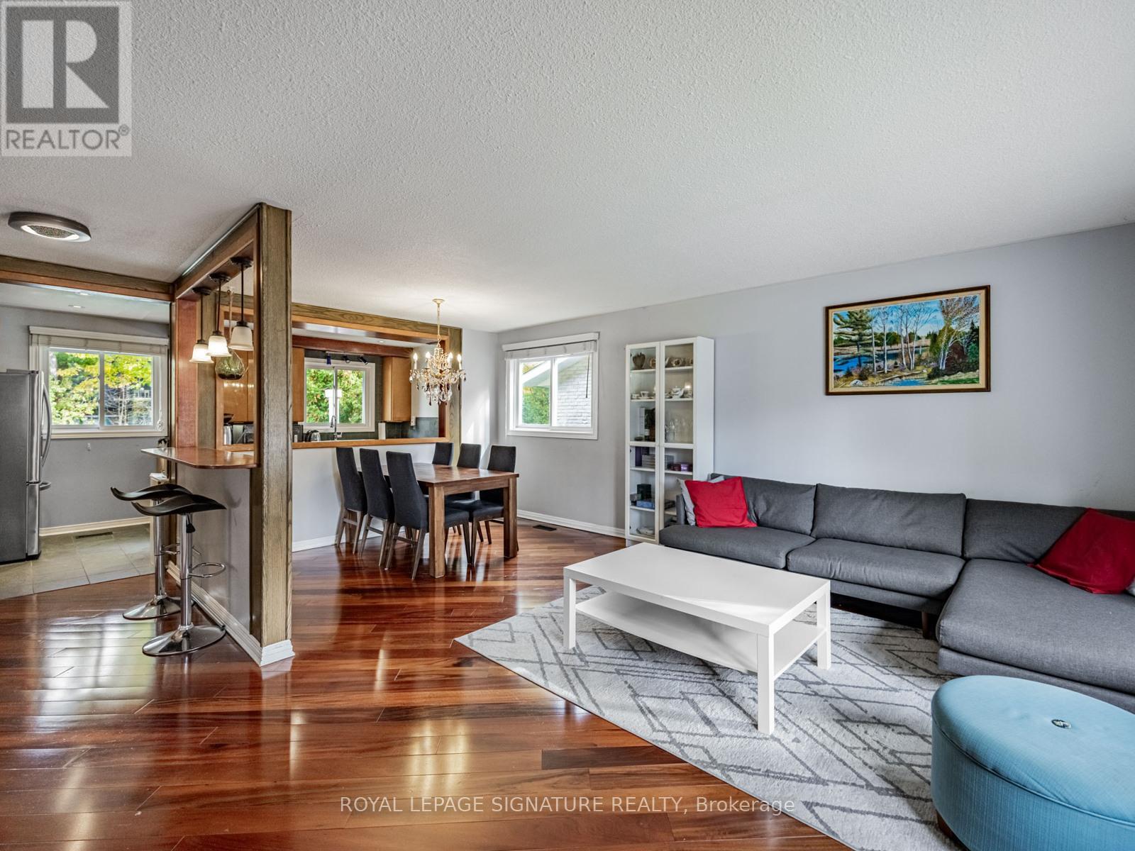 2606 Kinnerton Crescent, Mississauga, Ontario  L5K 2B2 - Photo 9 - W12505020