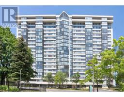 104 - 10 MARKBROOK LANE, Toronto, Ontario