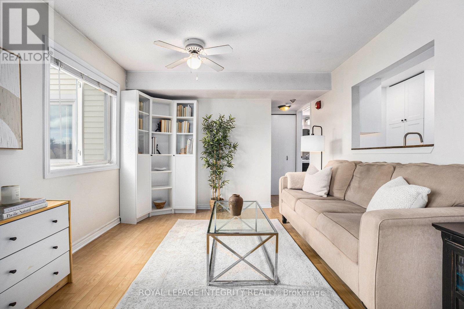 210 - 270 Lorry Greenberg Drive S, Ottawa, Ontario  K1T 3K2 - Photo 13 - X12505228