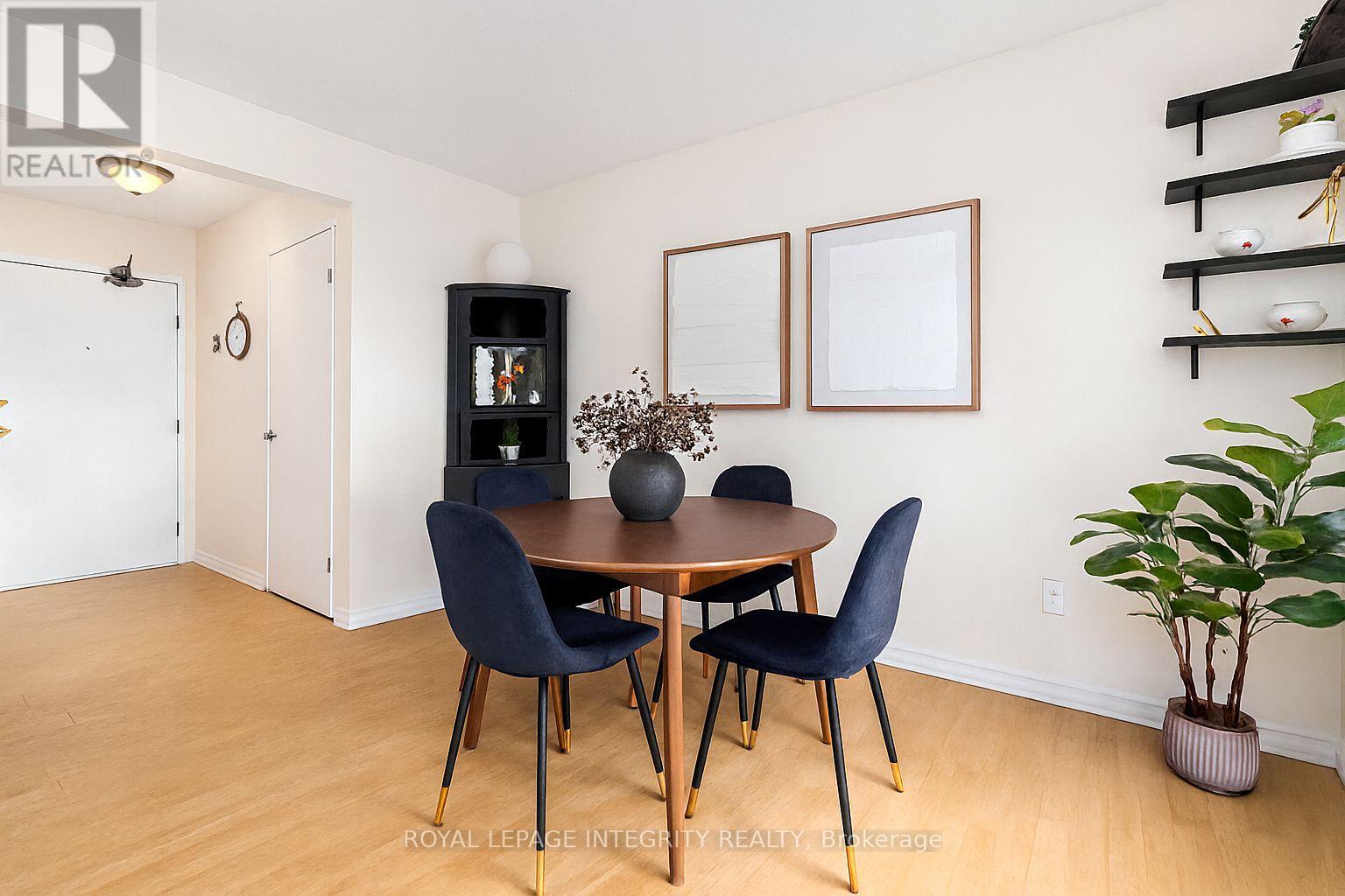 210 - 270 Lorry Greenberg Drive S, Ottawa, Ontario  K1T 3K2 - Photo 9 - X12505228