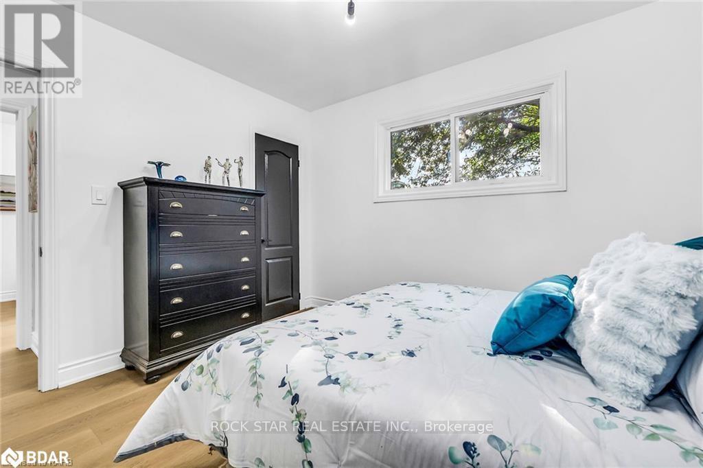 Upper - 170 Terrace Drive, Hamilton, Ontario  L9A 2Z1 - Photo 19 - X12505024