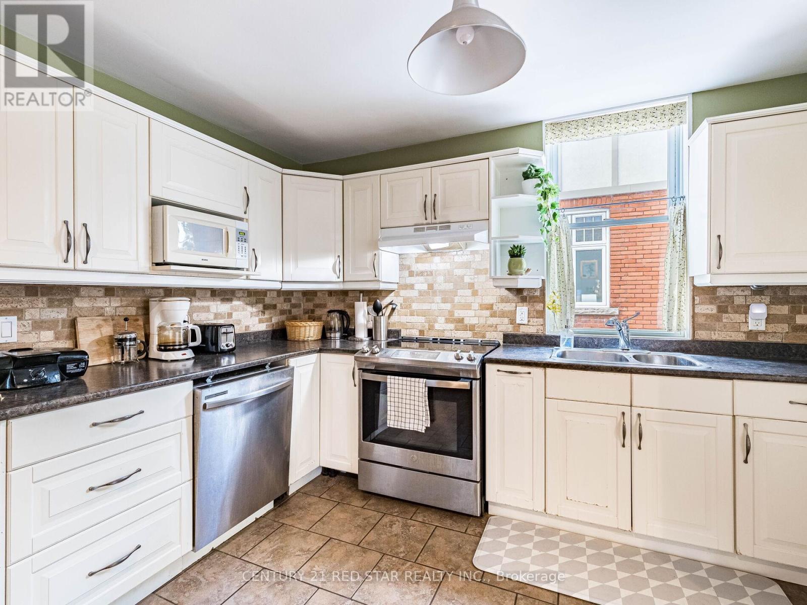 458 Dundurn Street S, Hamilton, Ontario  L8P 4L9 - Photo 18 - X12505048