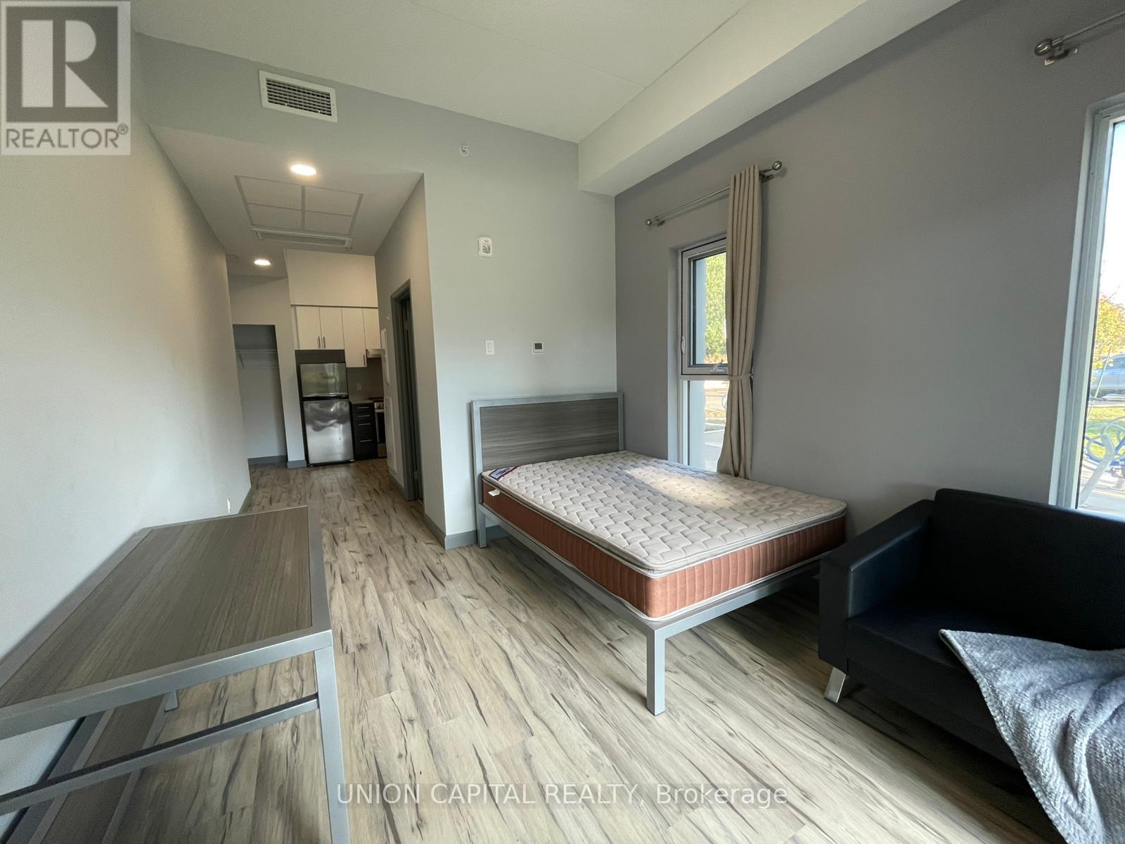 120 - 77 Leland Street, Hamilton, Ontario  L8S 3A1 - Photo 8 - X12505052