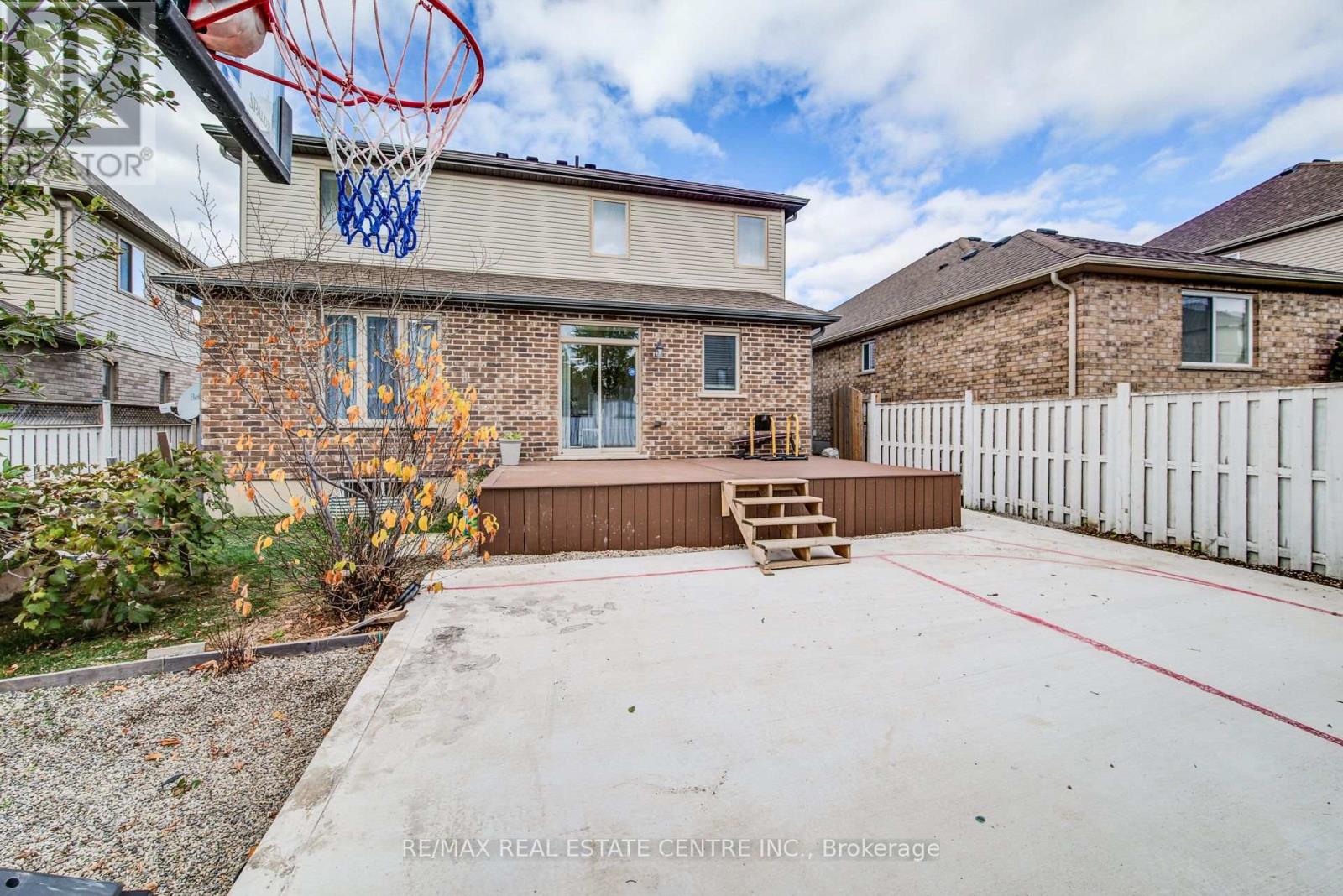 617 Thorndale Drive, Waterloo, Ontario  N2T 0A9 - Photo 48 - X12505086