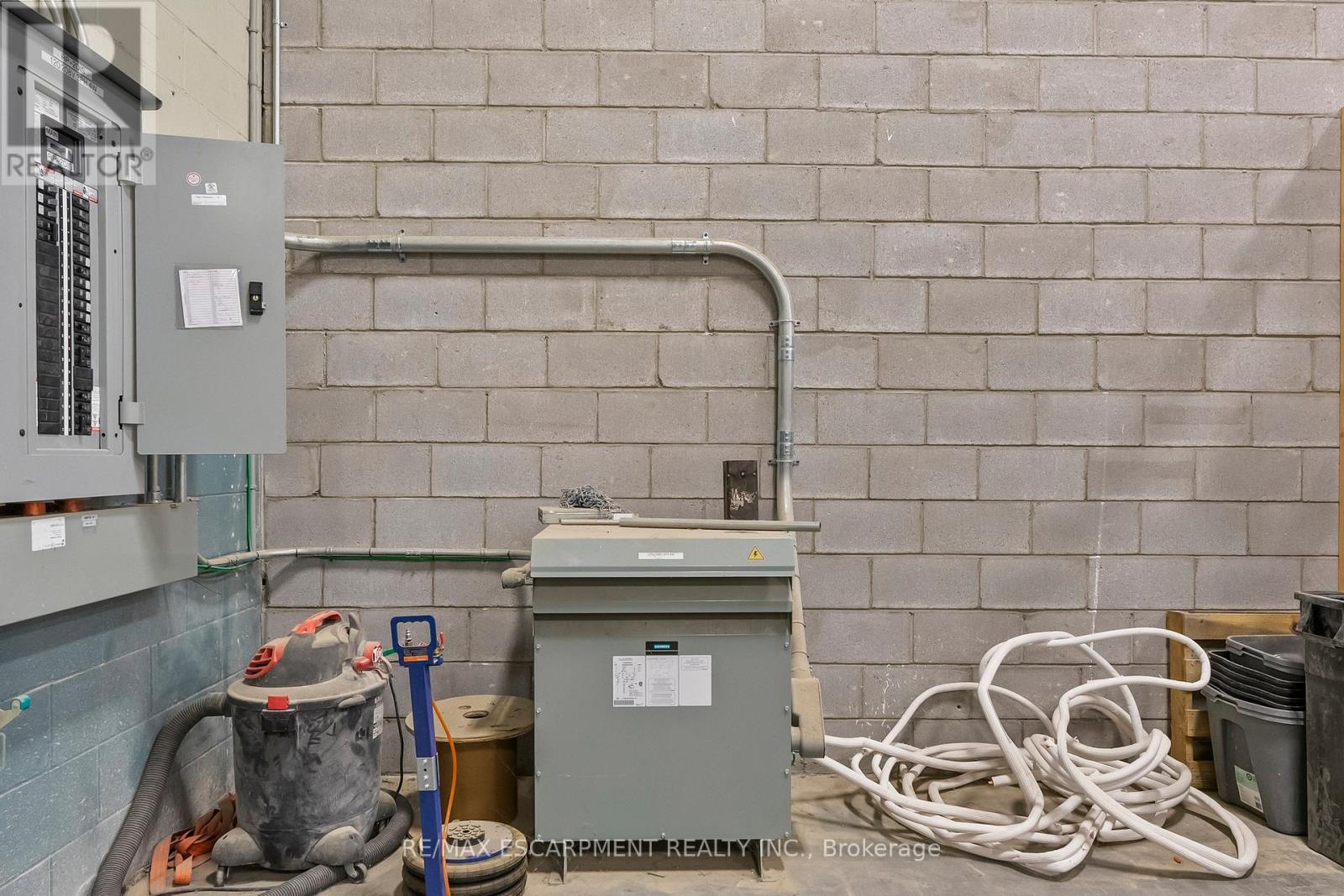 3 - 47 Morton Avenue E, Brantford, Ontario  N3R 7J5 - Photo 22 - X12505138