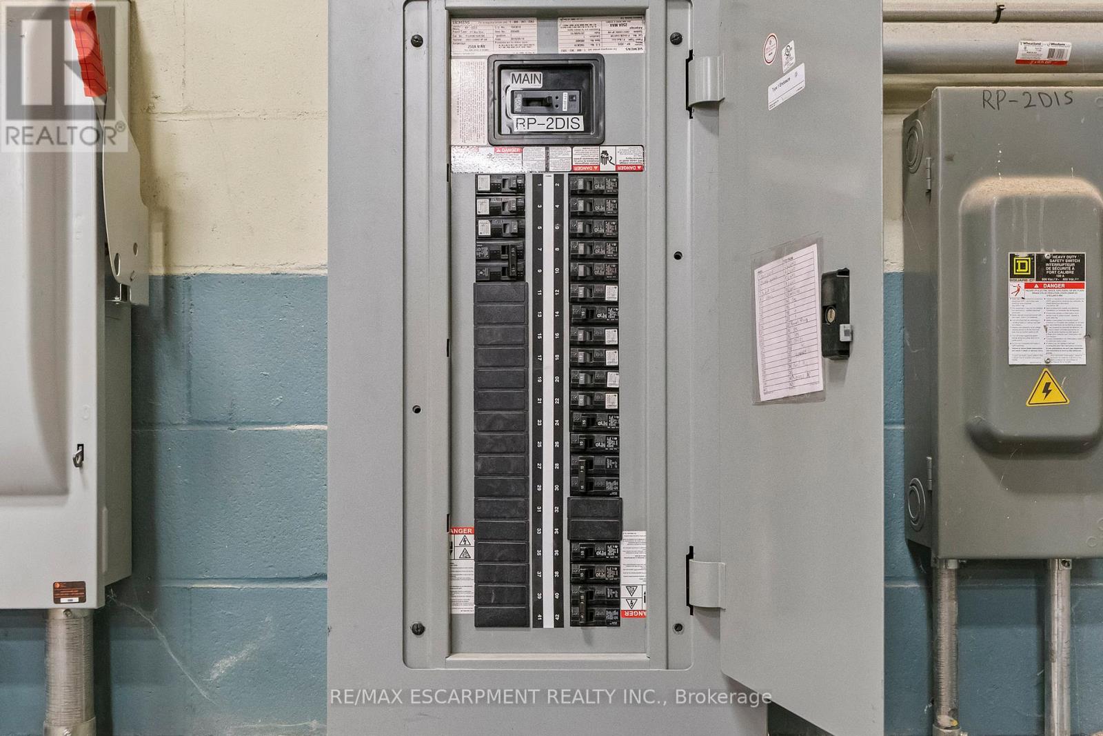 3 - 47 Morton Avenue E, Brantford, Ontario  N3R 7J5 - Photo 24 - X12505138