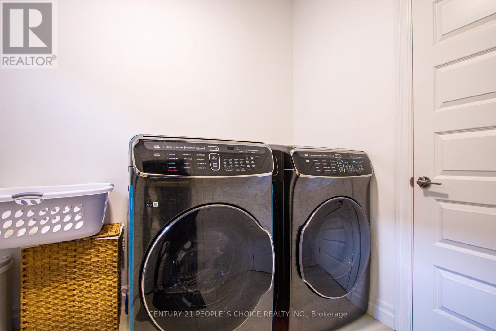 222 Boardwalk Way, Thames Centre, Ontario  N0L 1G2 - Photo 21 - X12505164