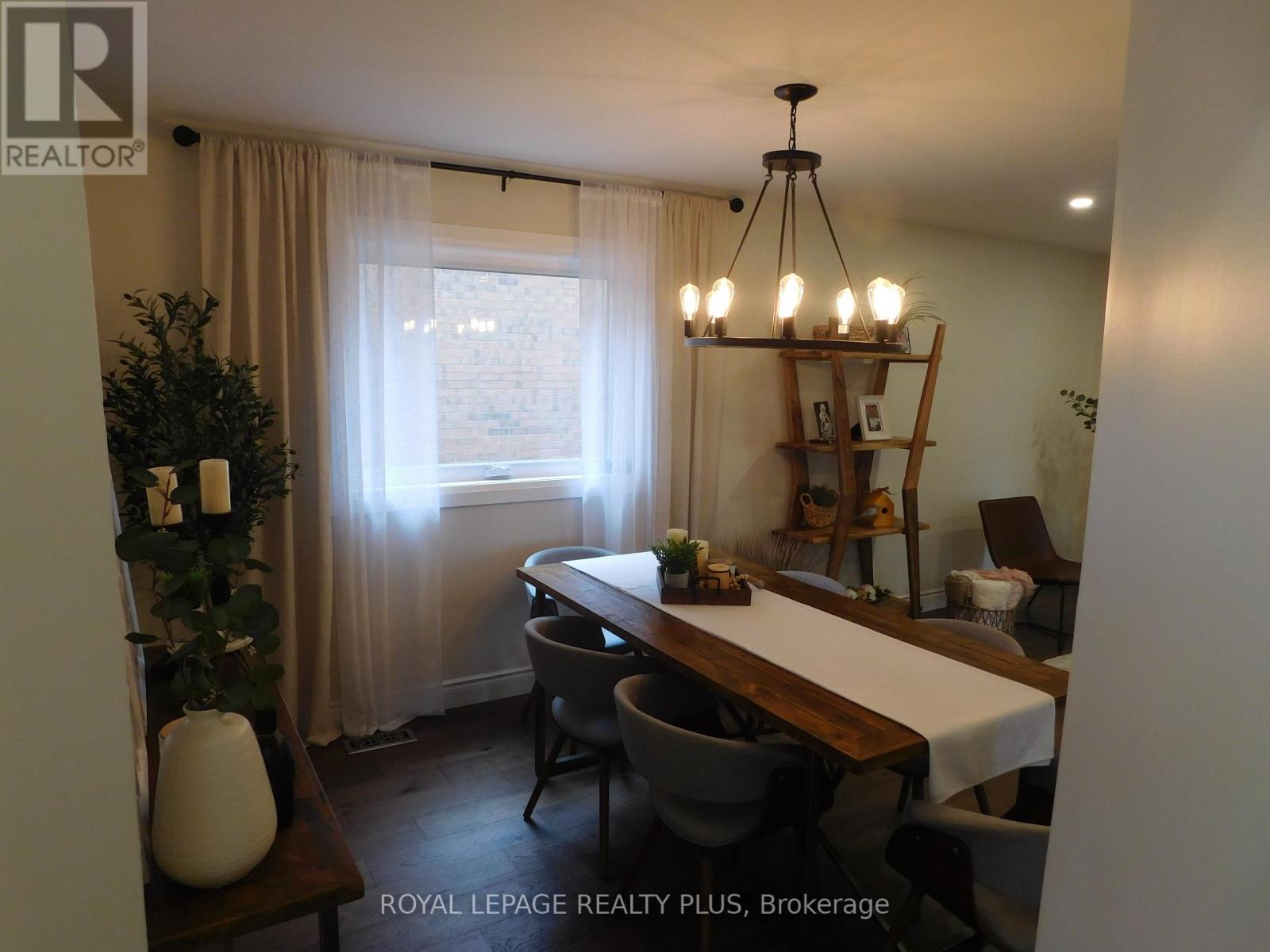 3424 Nutcracker Drive, Mississauga, Ontario  L5N 6E6 - Photo 11 - W12462531