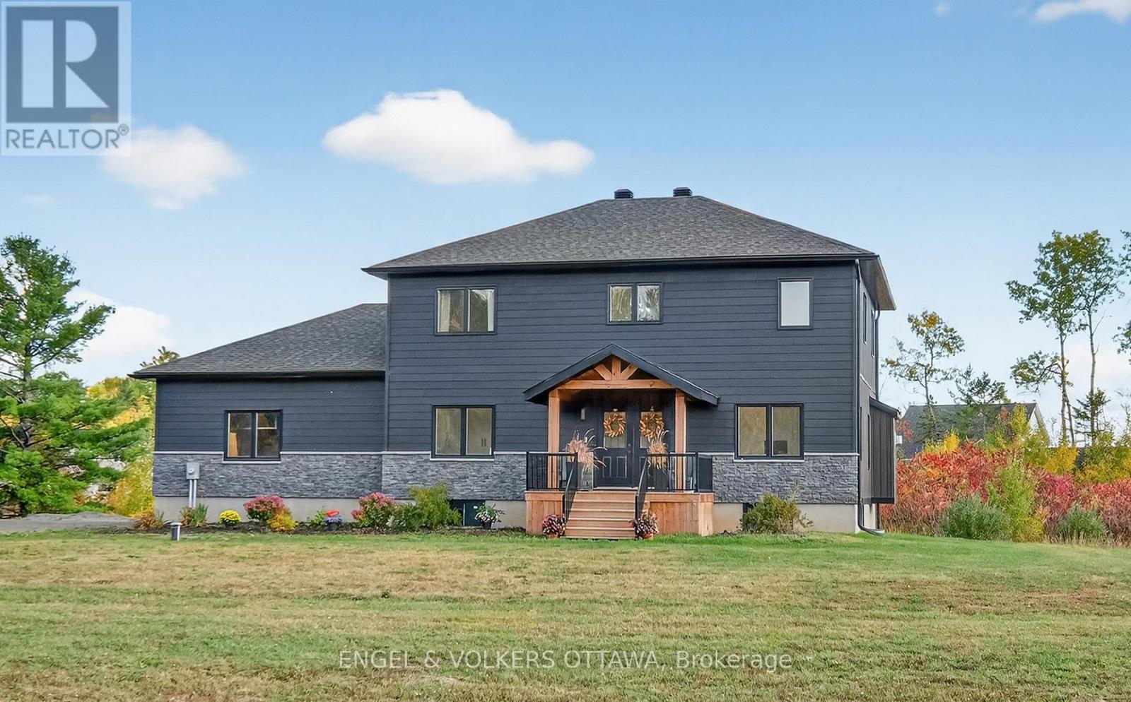 57 PAUL A. BERTRAND DRIVE, McNab/Braeside, Ontario