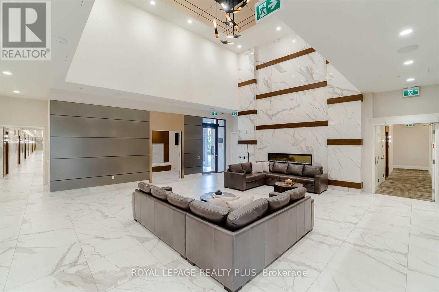 208 - 1050 Main Street E, Milton, Ontario  L9T 6H7 - Photo 6 - W12486036