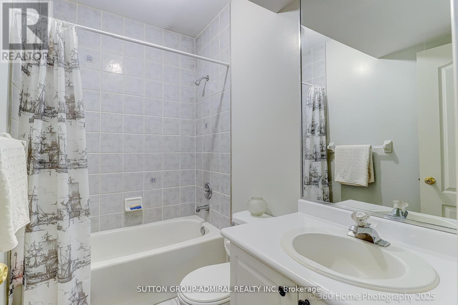 1591 Hampshire Crescent, Mississauga, Ontario  L5G 4S9 - Photo 20 - W12504764