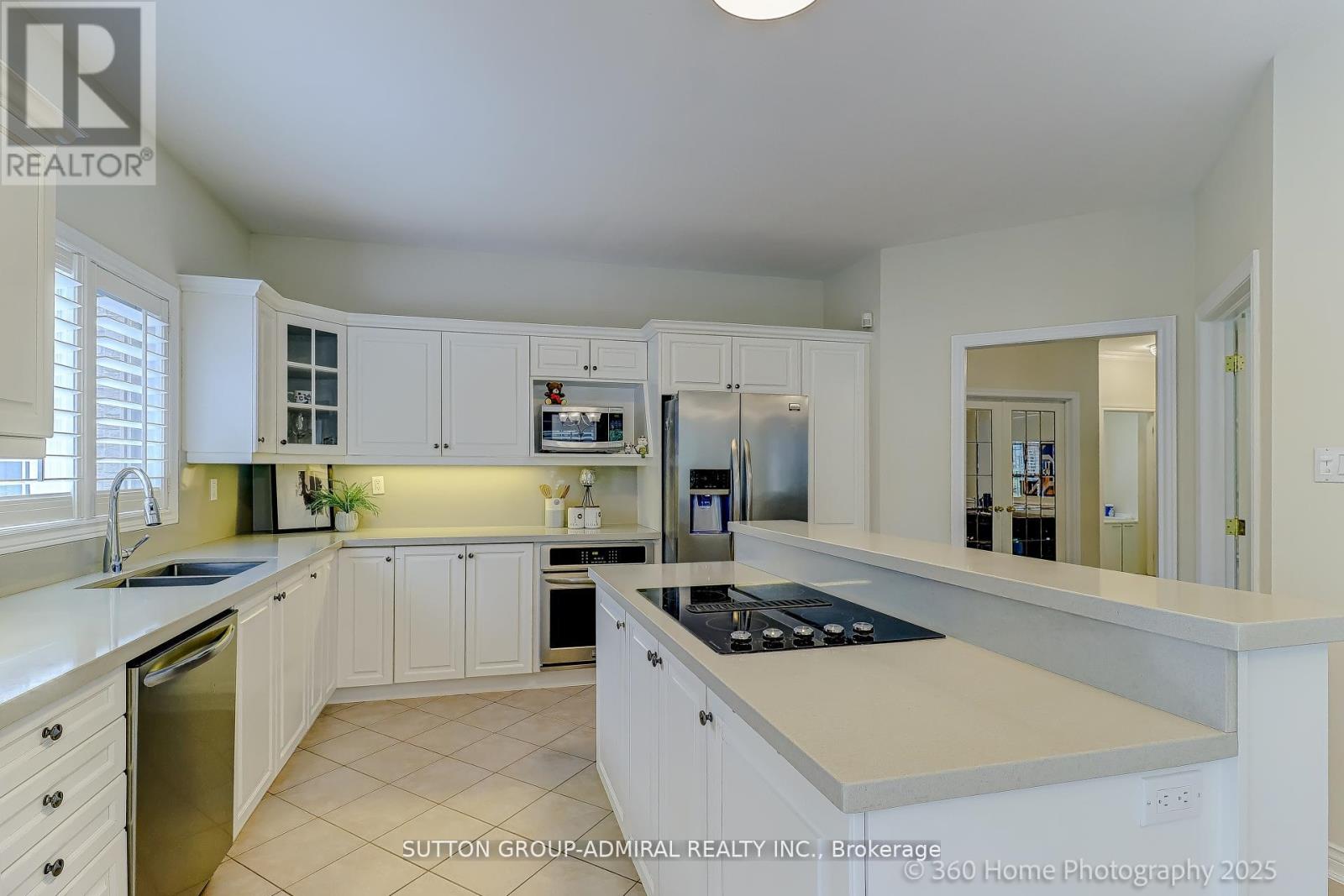 1591 Hampshire Crescent, Mississauga, Ontario  L5G 4S9 - Photo 11 - W12504764