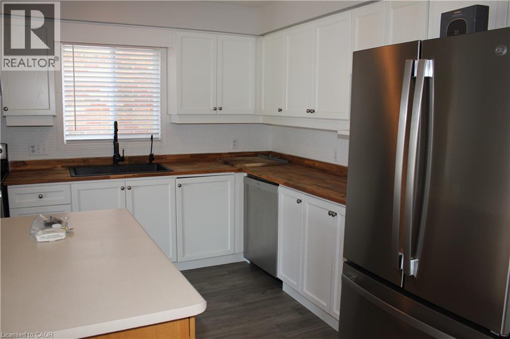 590 Little Dover Crescent, Waterloo, Ontario  N2K 4E5 - Photo 9 - 40785383