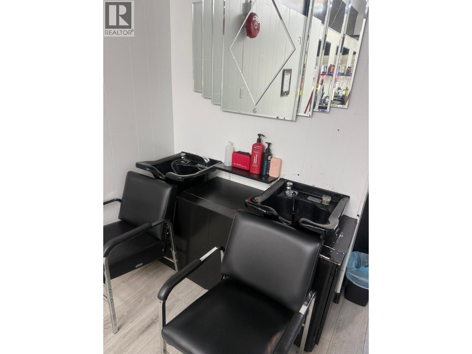 13 W Broadway, Vancouver, British Columbia  V5Y 1M7 - Photo 5 - C8073320