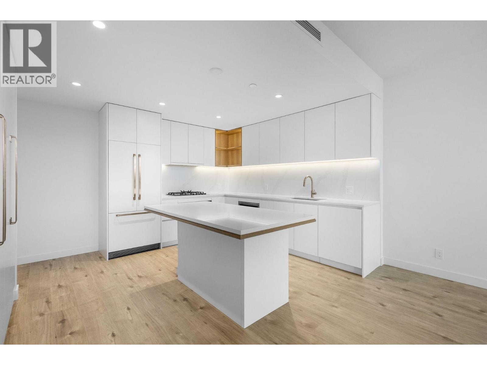 3901 720 Farrow Street, Coquitlam, British Columbia V3J 0P3 - Photo 10 - R3064209