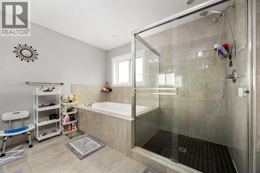 106 Baysprings Gardens Sw, Airdrie, Alberta  T4B 5C6 - Photo 23 - A2267686