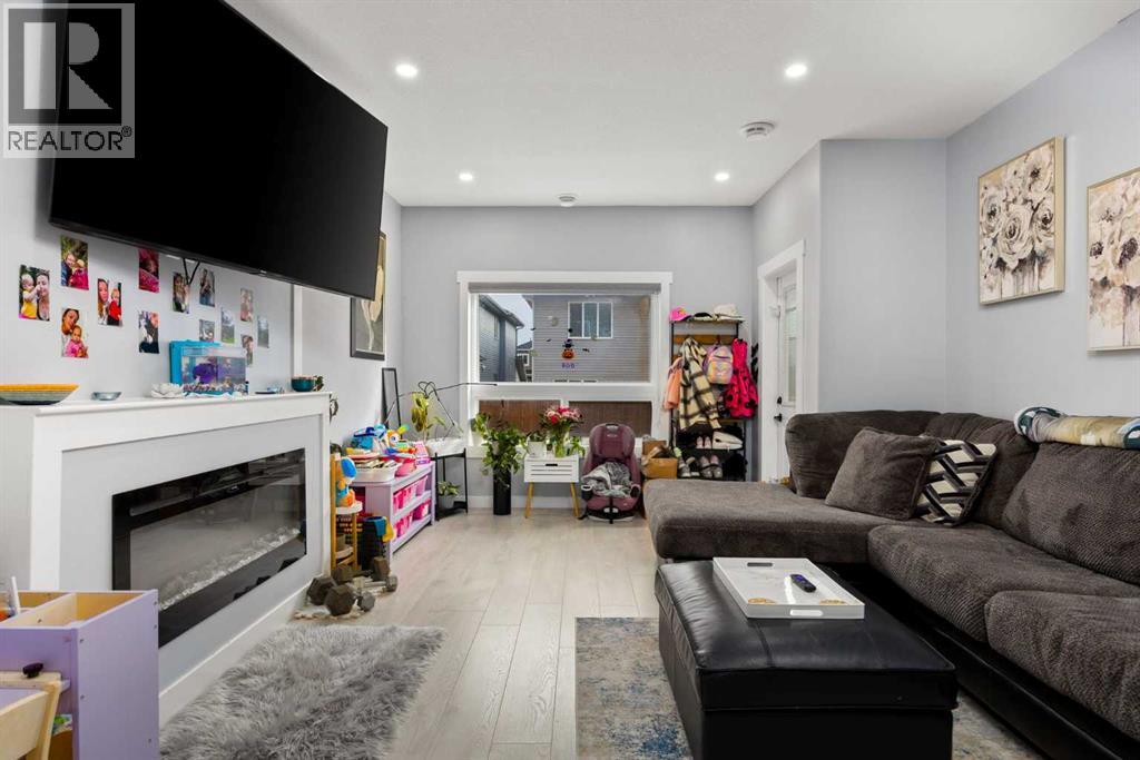 106 Baysprings Gardens Sw, Airdrie, Alberta  T4B 5C6 - Photo 32 - A2267686