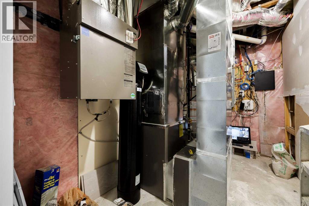 106 Baysprings Gardens Sw, Airdrie, Alberta  T4B 5C6 - Photo 37 - A2267686