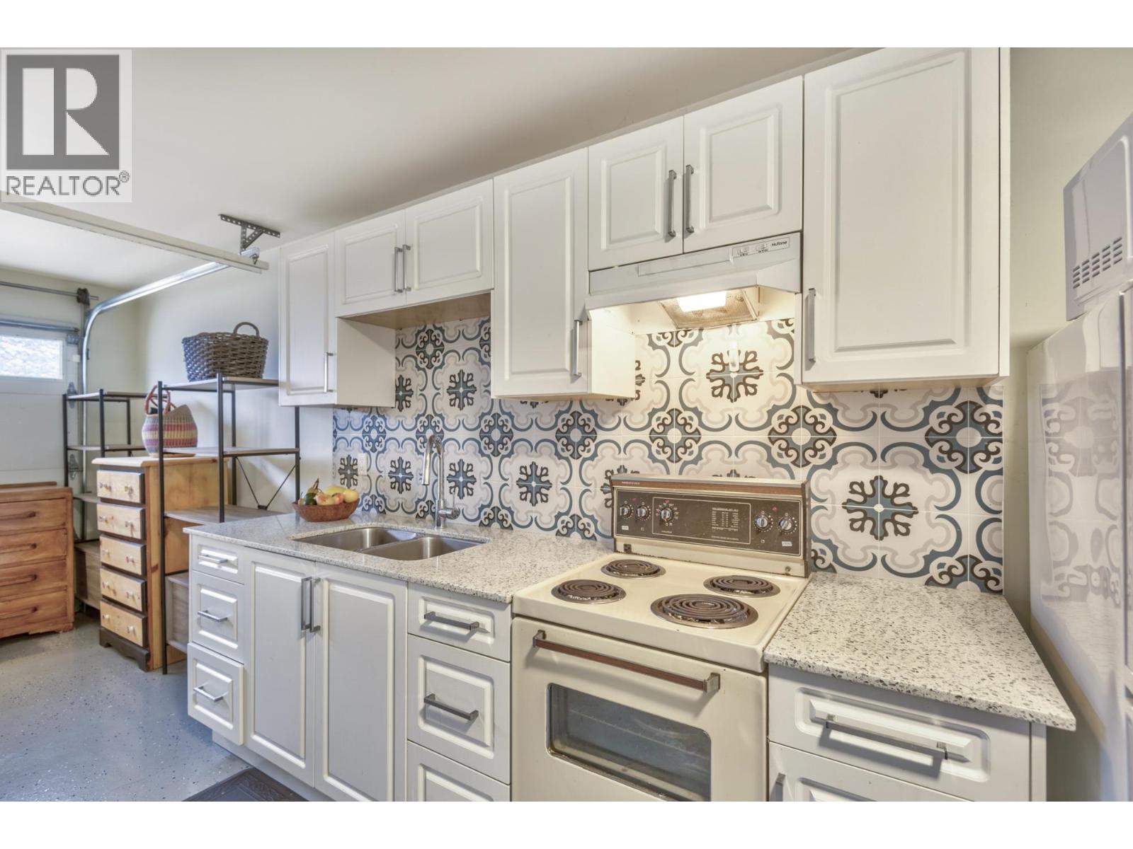 4312 Georgia Street, Burnaby, British Columbia  V5C 2T8 - Photo 25 - R3062030