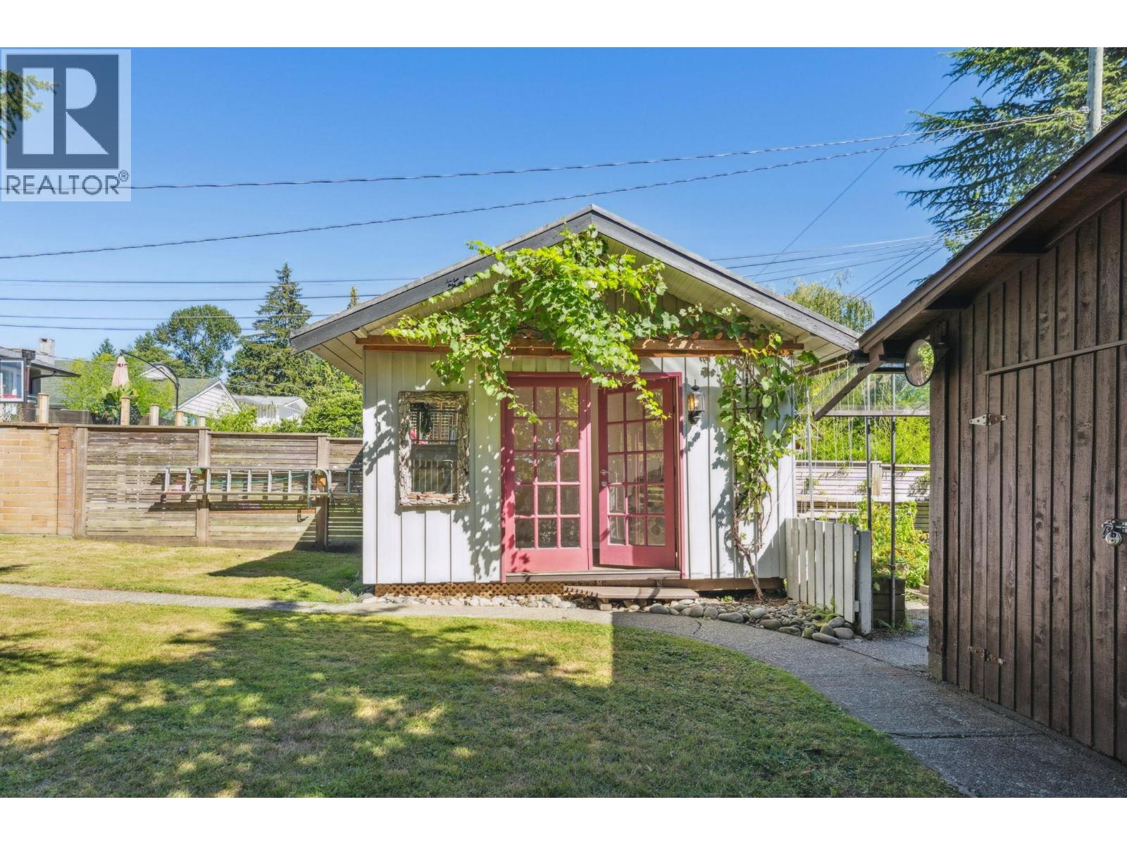 865 E 12th Street, North Vancouver, British Columbia  V7L 2L2 - Photo 27 - R3064201