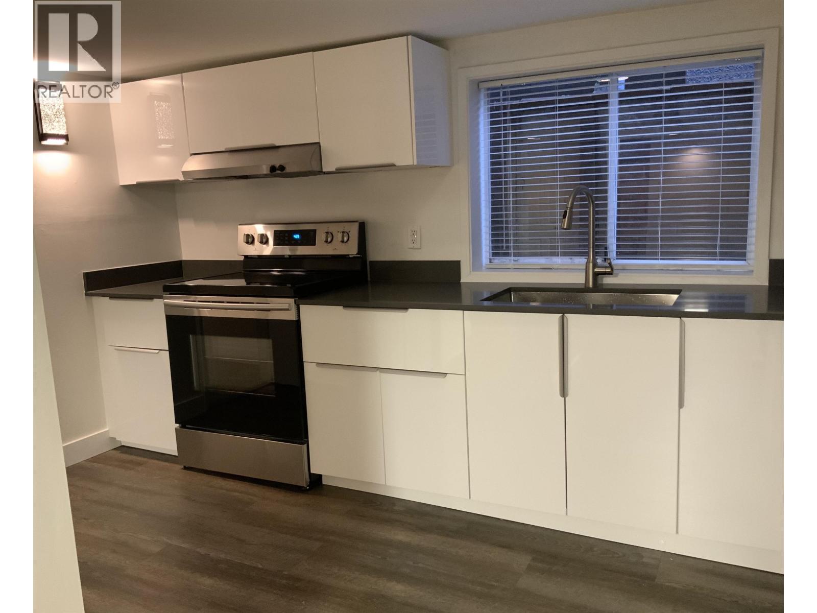 865 E 12th Street, North Vancouver, British Columbia  V7L 2L2 - Photo 30 - R3064201