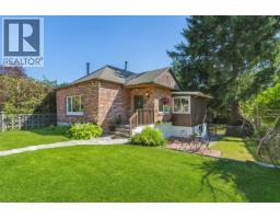 865 E 12th Street, North Vancouver, Ca
