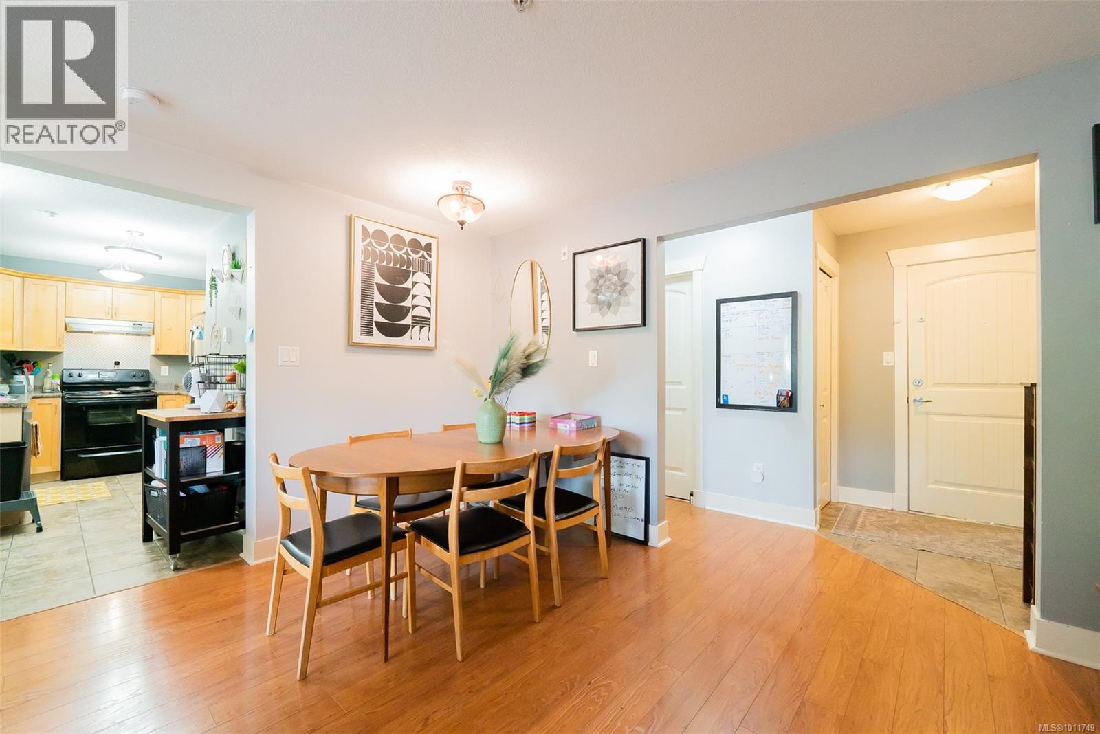 201 1620 Townsite Rd, Nanaimo, British Columbia  V9S 1N2 - Photo 3 - 1011749