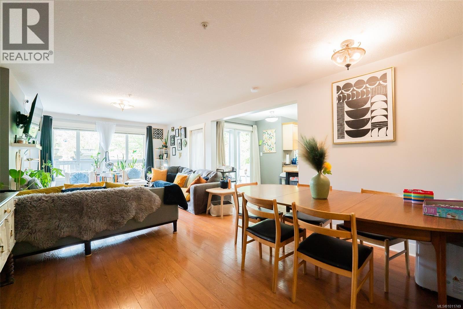 201 1620 Townsite Rd, Nanaimo, British Columbia