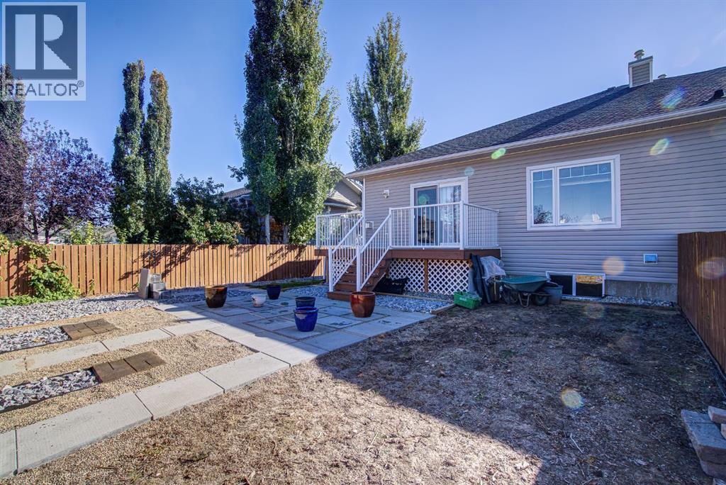 22 Skyline Mews, Claresholm, Alberta  T0L 0T0 - Photo 45 - A2264329
