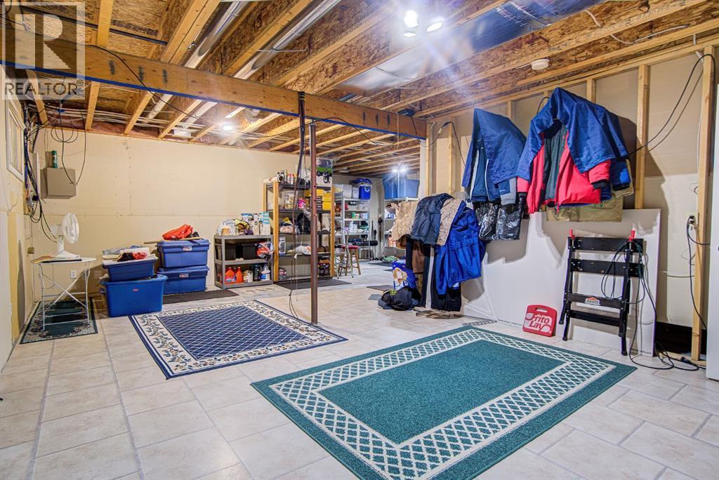 22 Skyline Mews, Claresholm, Alberta  T0L 0T0 - Photo 37 - A2264329