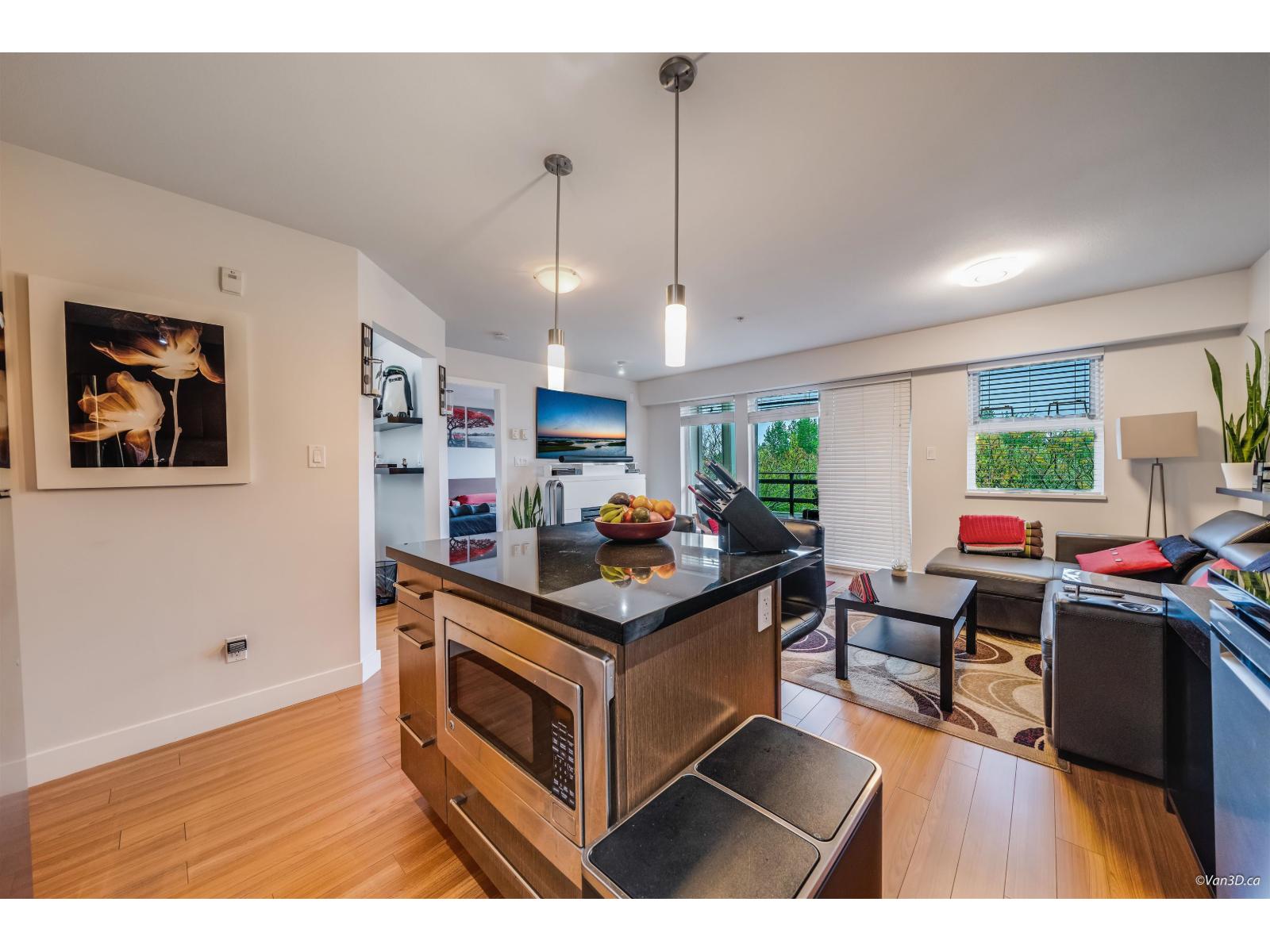 313 15735 Croydon Drive, Surrey, British Columbia V3Z 2L5 - Photo 8 - R3064247