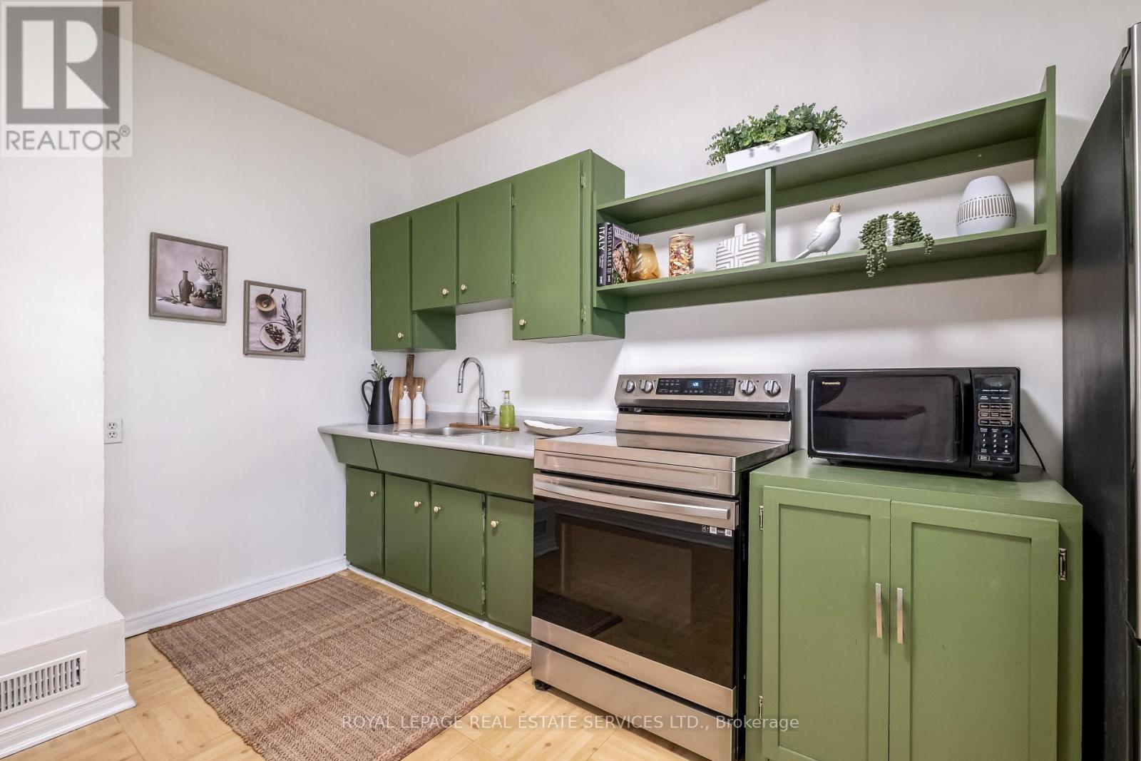 65 Drayton Avenue, Toronto, Ontario  M4C 3L8 - Photo 15 - E12439288