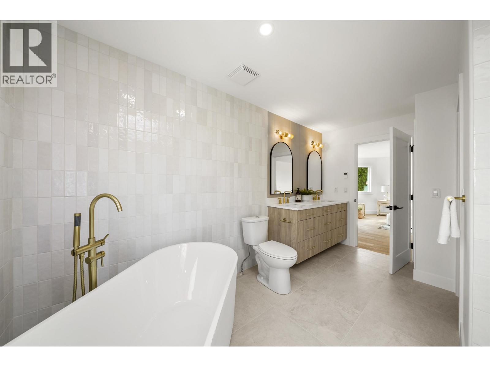 1 Cedarwood Court, Port Moody, British Columbia  V3H 4W2 - Photo 21 - R3064052